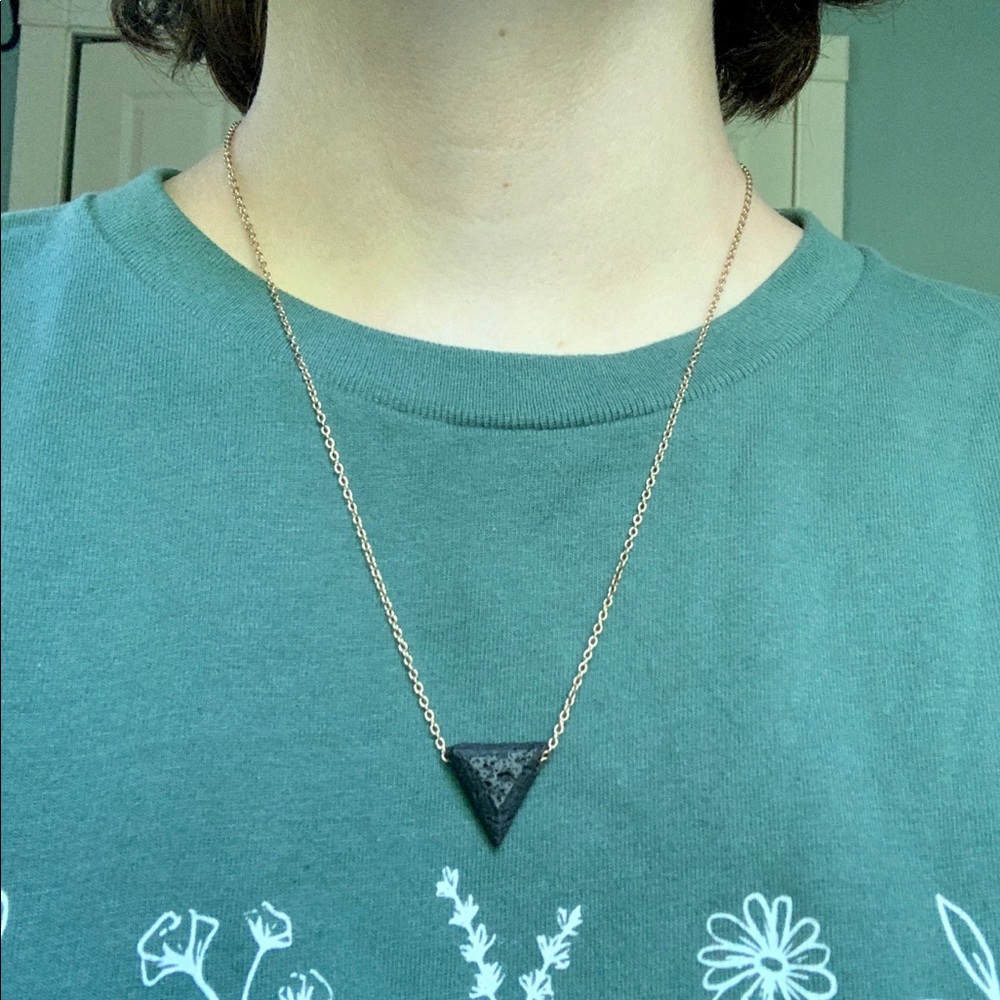 SHEIN Gold Chain Pendant Necklace